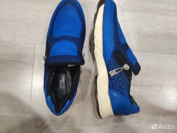 Слипоны женские