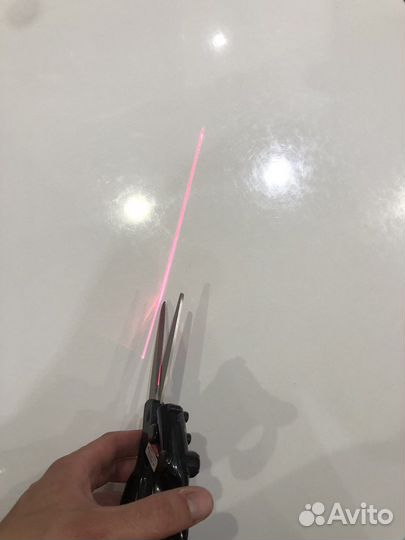 Ножницы с лазером