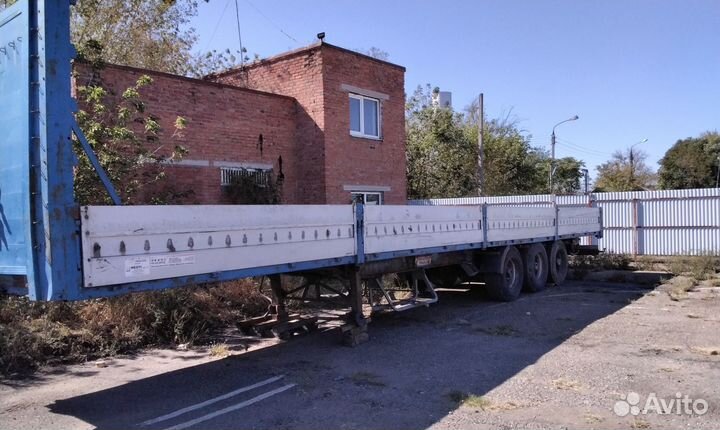 Полуприцеп тентованный Fruehauf T34C, 2001