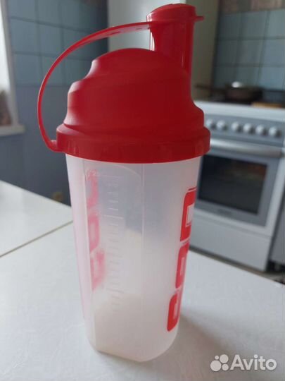 Стакан шейкер спортивный 700мл