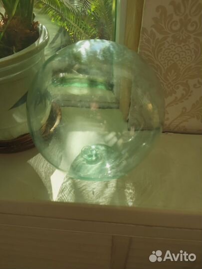 Два Буя морских, стеклянные кухтыль