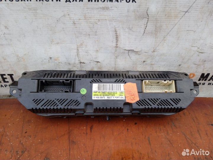 Блок управления климат-контролем Ford Focus 2 2005