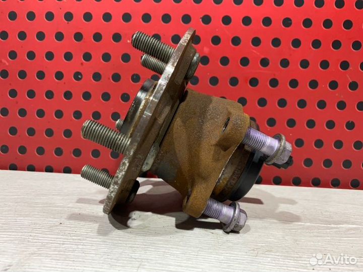 Ступица задняя Toyota Rav 4 XA50 2021