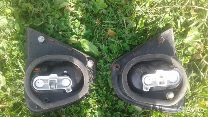 Mitsubishi carisma седан Фонари задние