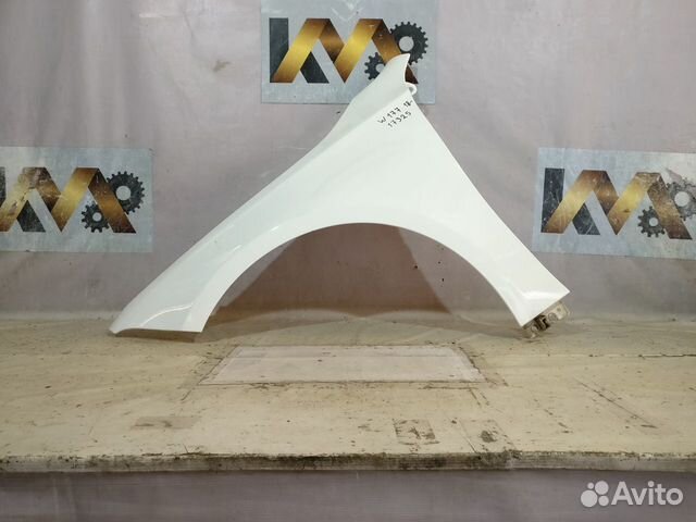 Mercedes W177 Крыло Левое 17325