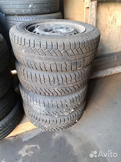 Cooper Adventurer A/T 195/65 R15 50