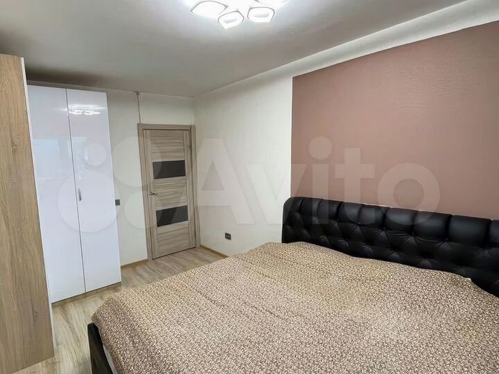 2-к. квартира, 57 м², 3/9 эт.