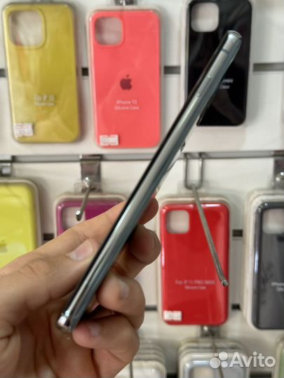 Samsung Galaxy S10, 8/128 ГБ