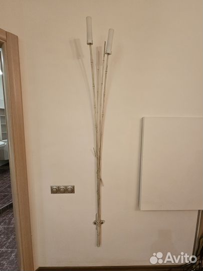 Люстры и светильники из тростника