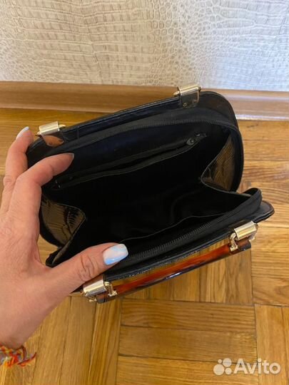 Сумка женская б/у лак