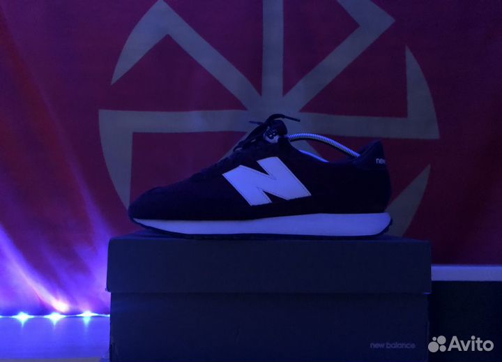 New Balance 237