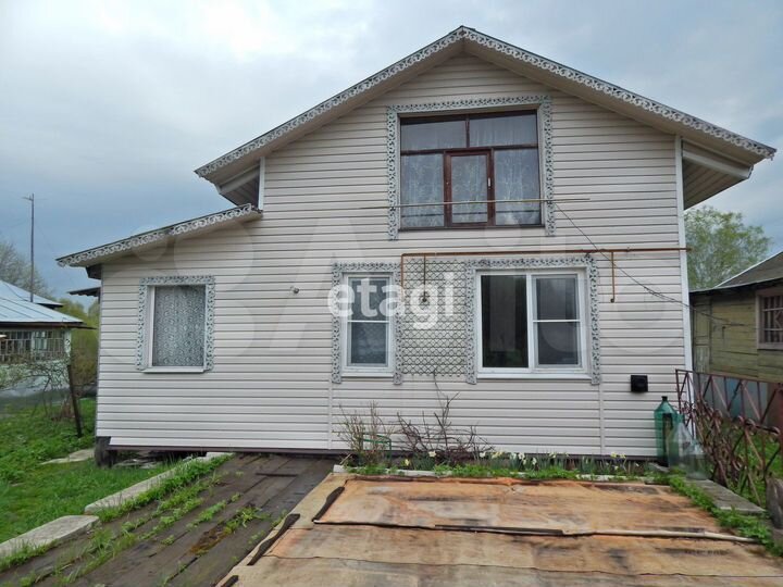 Дом 60 м² на участке 9,7 сот.