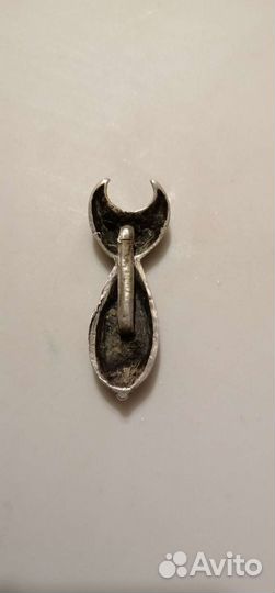 Брош из серебра