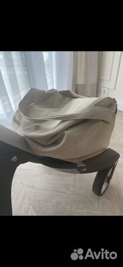 Коляска stokke