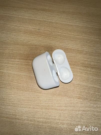 Оригинальные наушники airpods 3 правый /кейс