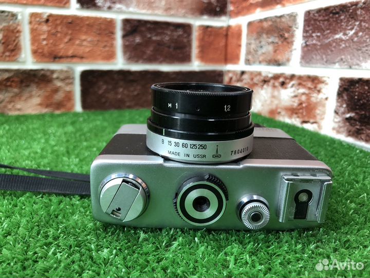 Z.9051 Плёночный фотоаппарат Ломо 135вс