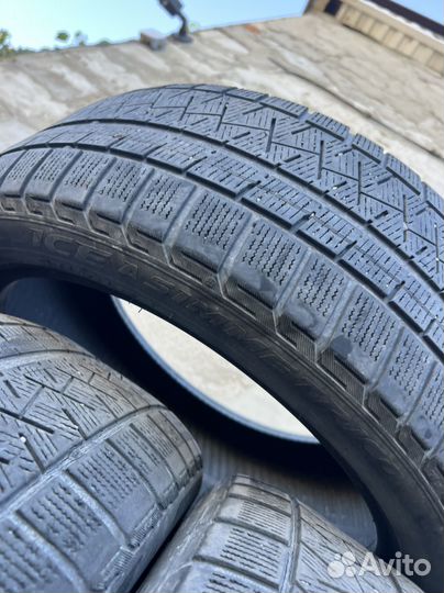 Bridgestone Blizzak Ice 225/45 R18