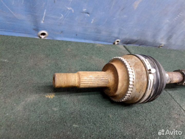 Привод передний правый Toyota Avensis 2 T250 2.4