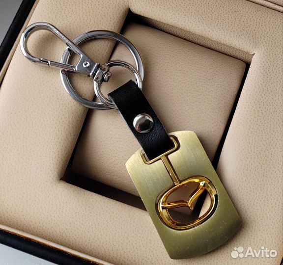 Брелок для ключей Mazda