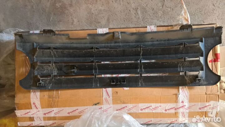 Решетка радиатора Land Range Rover 3 L322 LM