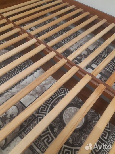 Кровать двухспальная 160 200 бу