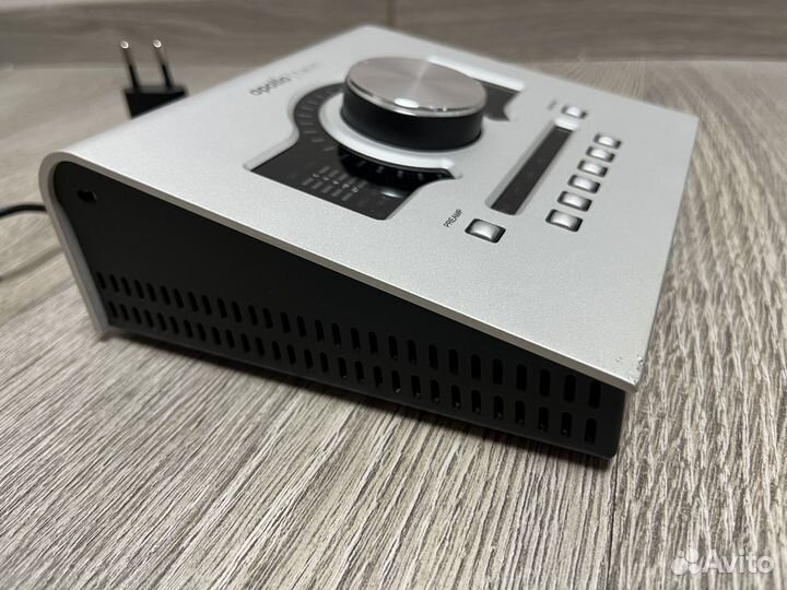 Universal Audio Apollo Twin Solo mk1 Thunderbolt