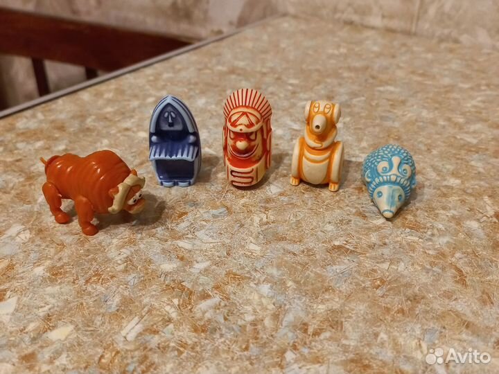 Игрушки из киндера