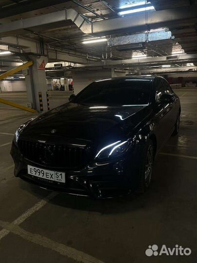 Водитель с личным автомобилем