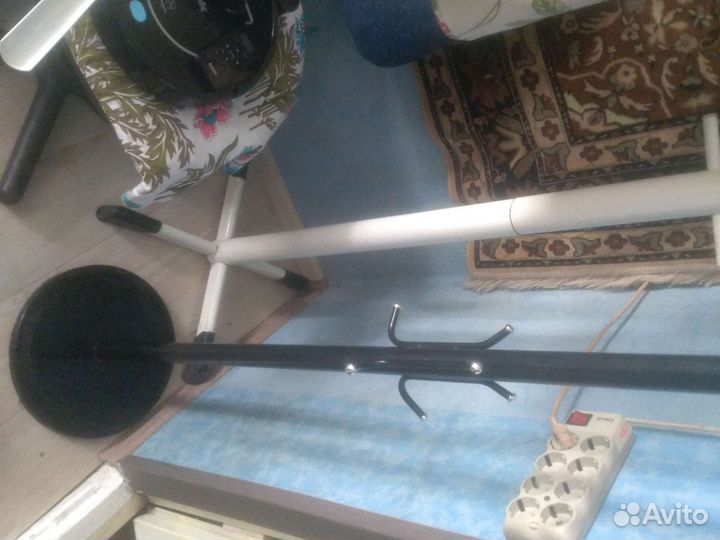 Вешалка напольная