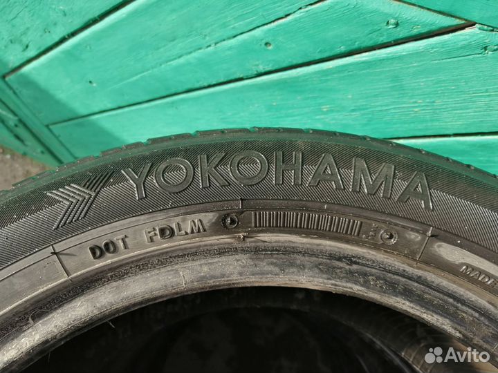 Yokohama dB Decibel E70 215/55 R17