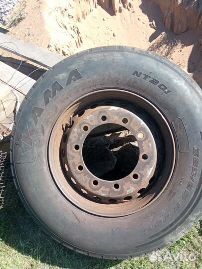 Колесо в сборе на полуприцеп