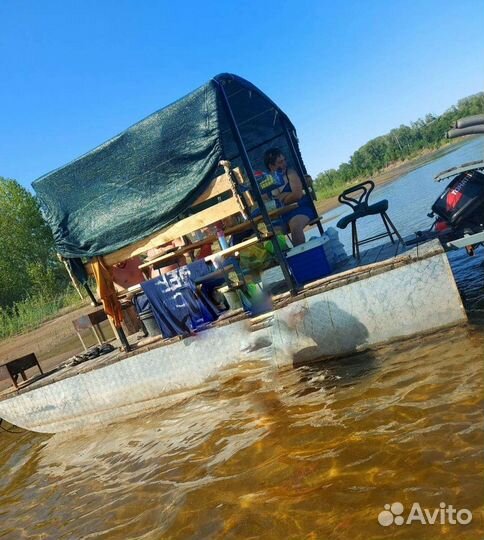 Плот самоходный