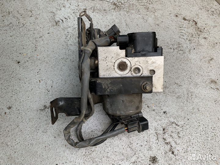 Блок абс Паджеро 2