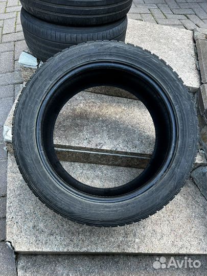 Nokian Tyres Hakkapeliitta R2 SUV 275/40 R20 110