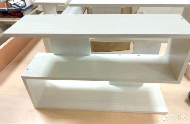 Новые настенные полки