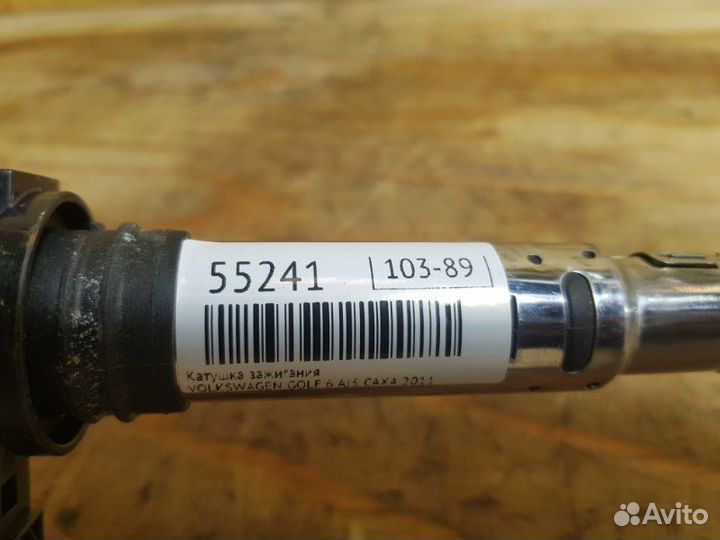 Катушка зажигания Volkswagen Golf 6 AJ5 caxa 2011
