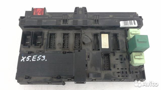 Блок предохранителей салона BMW X5 4.4 бензин M62