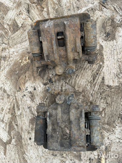 Kia ceed суппорт задний правый и левый