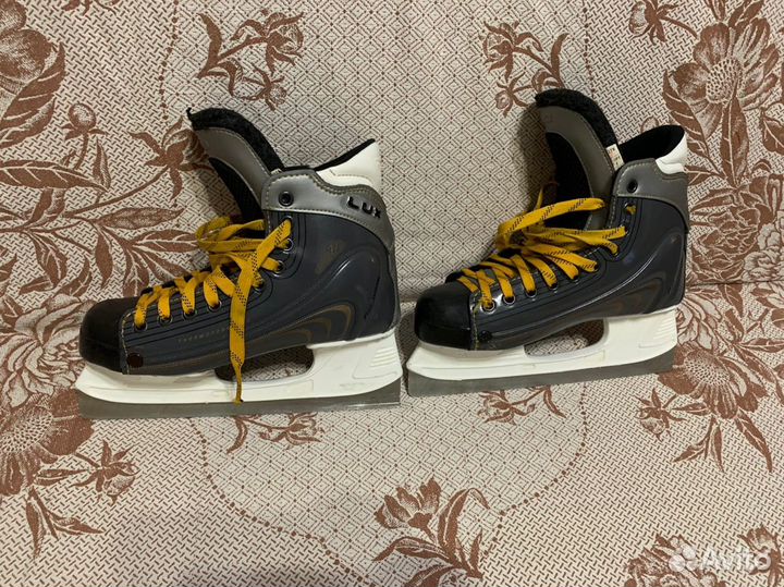 Коньки хокейные V76 LUX Pro-z