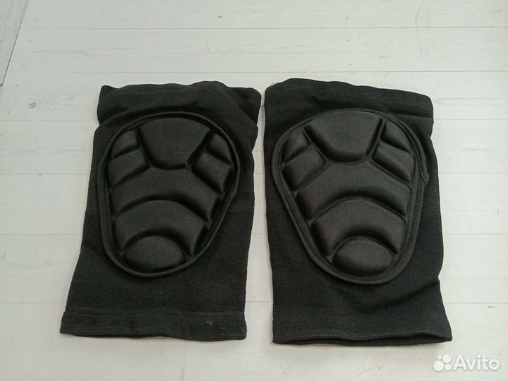 Наколенники горнолыжные