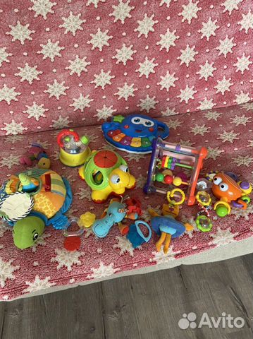 Игрушки для малышей пакетом