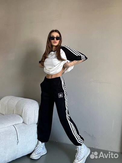 Летний женский костюм