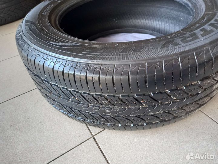 Toyo Open Country A/T 235/60 R17