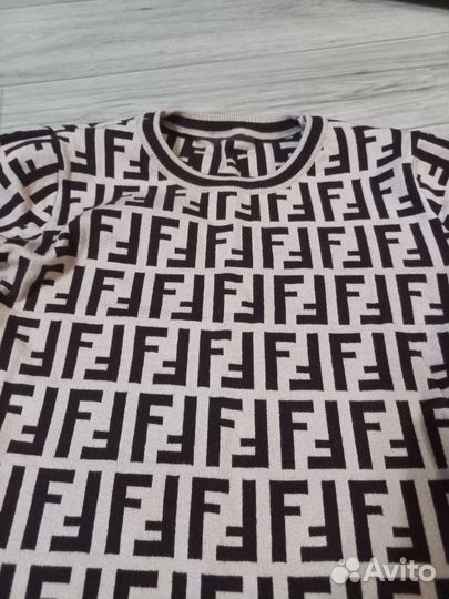 Платье трикотажное женское