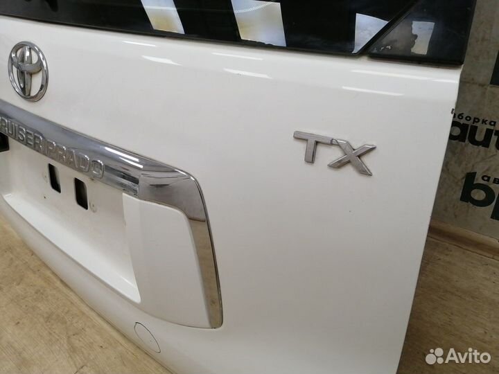 Крышка багажника 67005-60F50