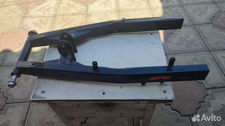 Задний маятник эндуро