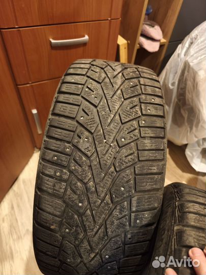 Gislaved NordFrost 100 225/50 R17 19K