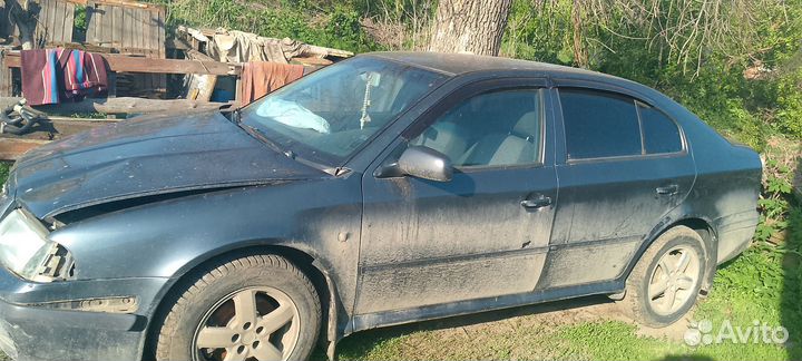 Skoda Octavia 1.9 МТ, 2009, битый, 236 000 км