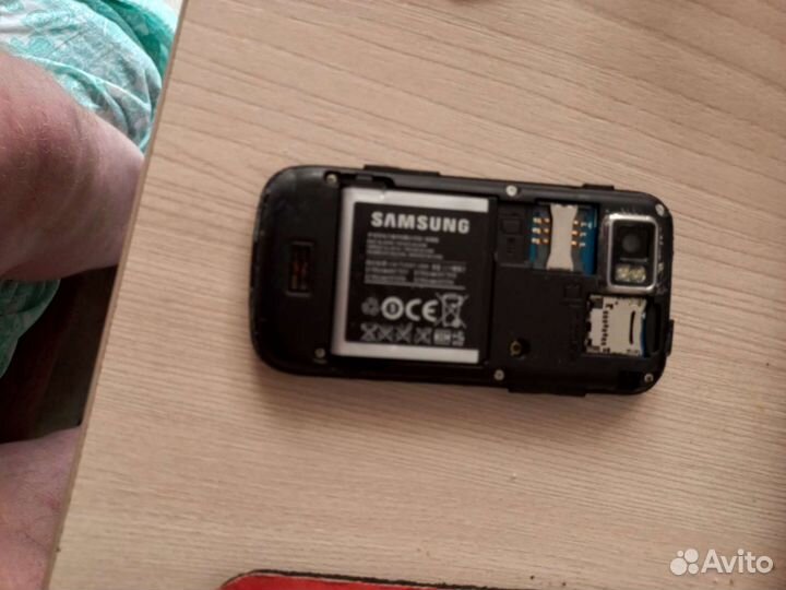 Телефон Samsung