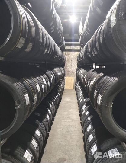 Continental ContiPremiumContact 5 245/75 R17